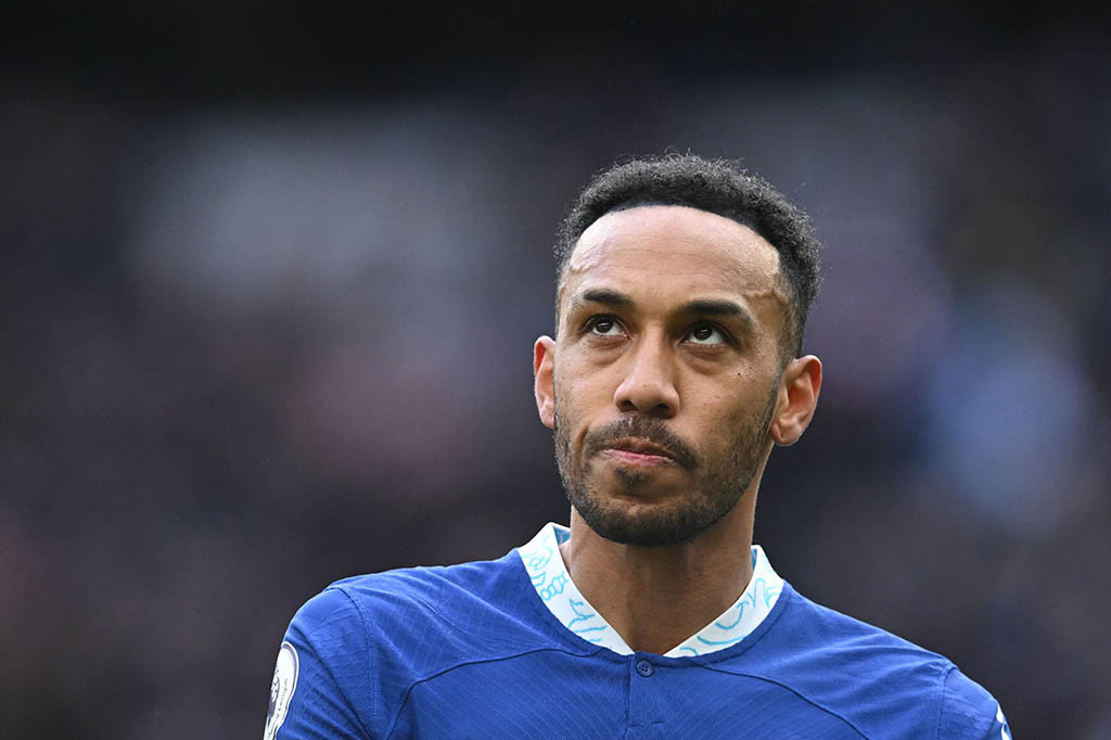 Pierre-Emerick Aubameyang resmi meninggalkan Chelsea dan bergabung dengan klub Prancis, Olympique Marseille (OM) dengan kontrak tiga tahun pada Sabtu, 22 Juli 2023.