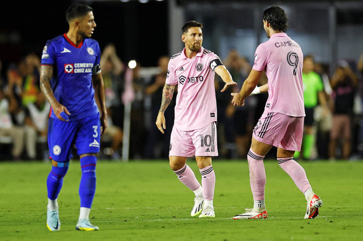 Superstar Argentina Messi dan mantan rekan setimnya di Barcelona, gelandang Spanyol Sergio Busquets, yang juga baru saja bergabung dengan klub Major League Soccer, keduanya ditunjuk sebagai pemain pengganti untuk pertandingan Piala Liga.