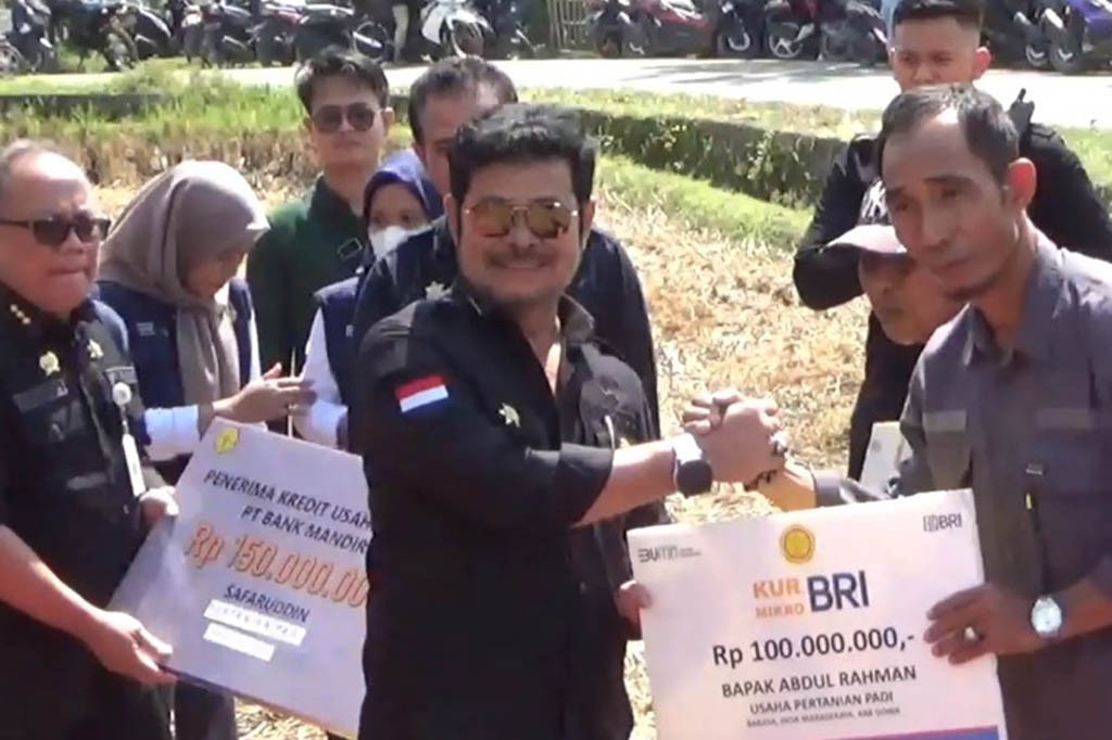 Dengan percepatan tanma padi, kita masih selalu punya cadangan dan selalu surplus beras. Dan memastikan, tidak ada lahan yang menganggur.