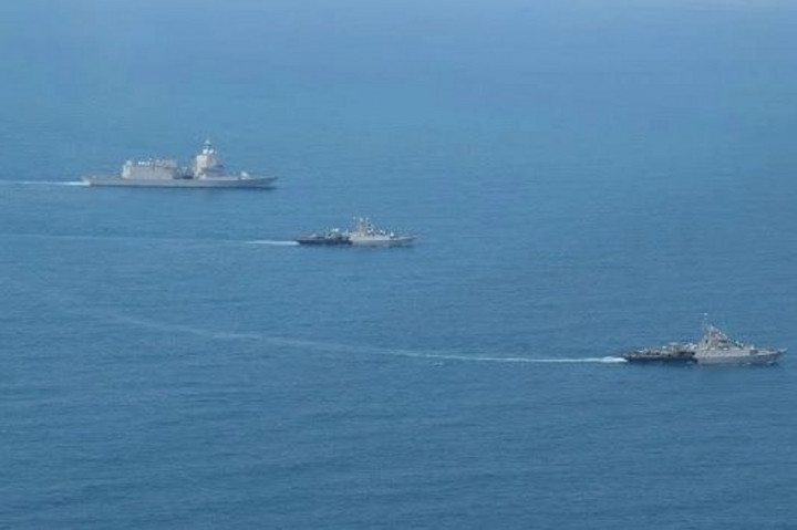 Dalam rangka memperkuat hubungan kerja sama antar Angkatan Laut dengan negara sahabat, Unsur TNI AL yaitu KRI Cut Nyak Dien-375 dan KRI Wiratno-379  melaksanakan Latihan Passing Exercise (Passex) bersama kapal perang Italia jenis offshore patrol vessel ITS Francesco Morrosini di perairan Teluk Jakarta, Sabtu, 22 Juli 2023. 