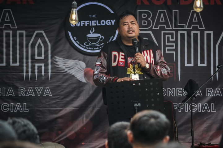 Baladewa Indonesia Raya sendiri diketuai oleh Benny Agus Setiawan alias Benny Jenggo. Ia ditunjuk langsung oleh pemimpin Dewa 19 Ahmad Dhani sebagai ketua umum untuk memimpin Baladewa Indonesia Raya.