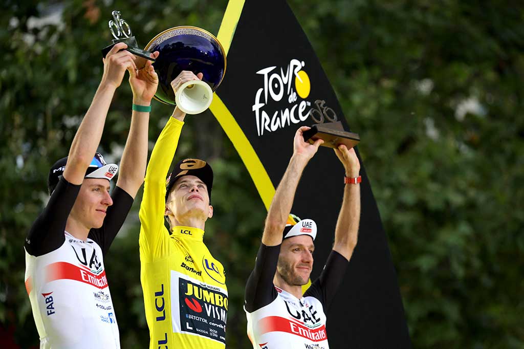 Keunggulan pembalap sepeda Denmark Vingegaard atas pesaing terdekatnya merupakan yang terbesar sejak 2014, ketika Vincenzo Nibali memiliki selisih tujuh menit 39 detik atas lawannya untuk memenangi kaus kuning.