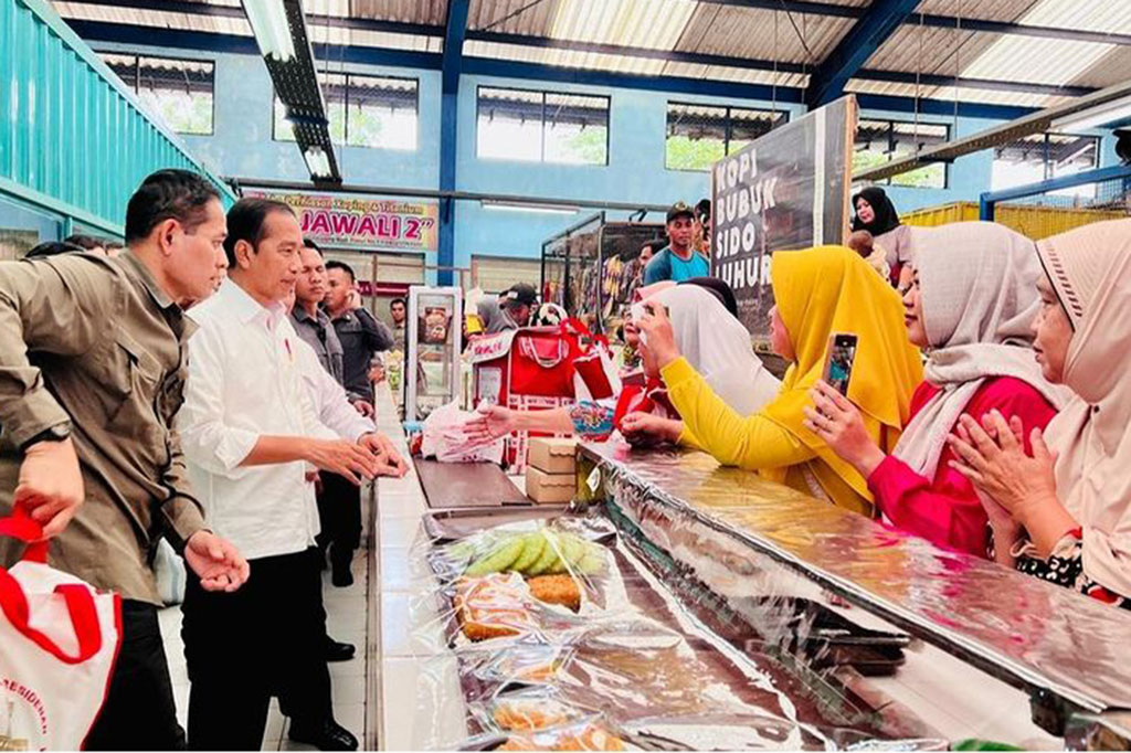 Jokowi menilai harga pangan yang terkendali di Pasar Bululawang, karena Kabupaten Malang merupakan sentra produksi untuk beberapa komoditas pangan. Karena itu, dia meyakini pasokan komoditas pangan di Kabupaten Malang berjalan baik dan inflasi tetap terjaga.