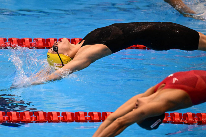 Kaylee McKeown dari Australia memenangkan gelar gaya punggung 100m putri di kejuaraan dunia renang pada hari Selasa, 25 Juli 2023.