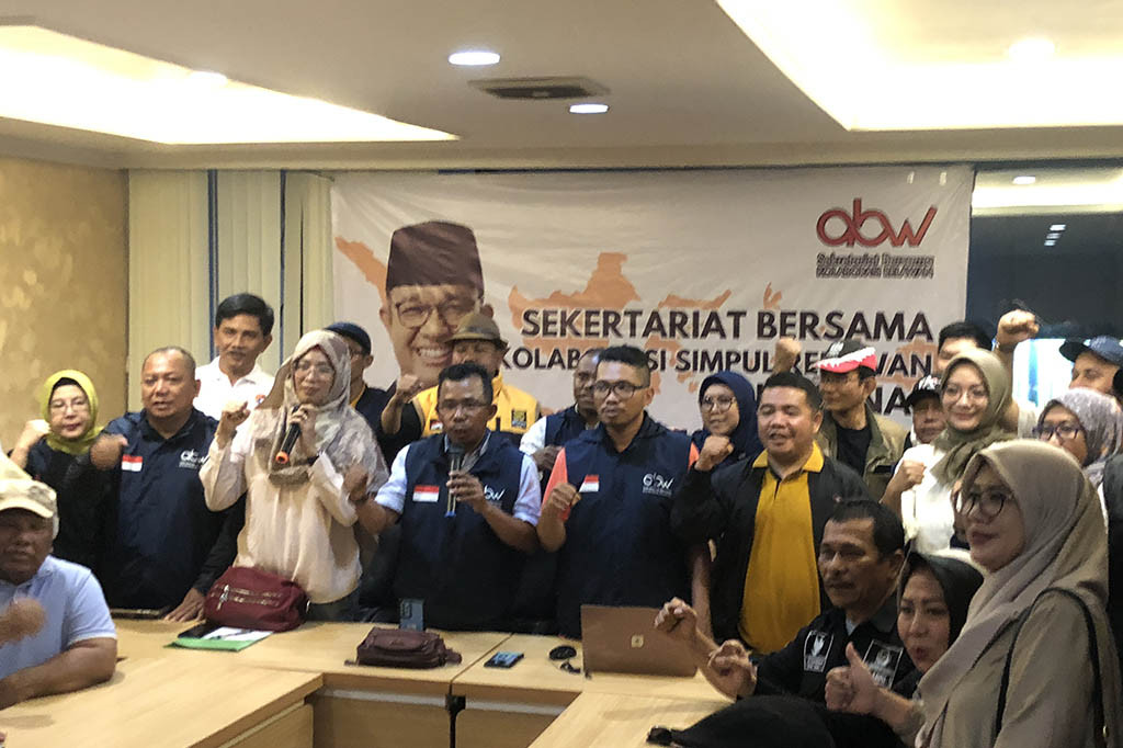 La Ode mengatakan jumlah itu tersebar dalam 700 simpul relawan di seluruh Indonesia. Tepatnya, yakni hampir 10 ribu desa/kelurahan, 400 kabupaten/kota, dan 34 provinsi.