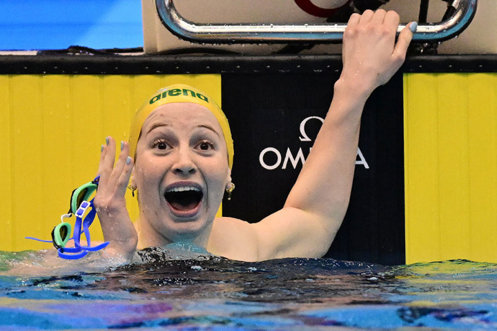 Perenang Australia Mollie O'Callaghan memecahkan rekor dunia untuk nomor gaya bebas 200m putri saat berkompetisi di Kejuaraan Dunia Akuatik FINA 2023 di Fukuoka, Jepang.