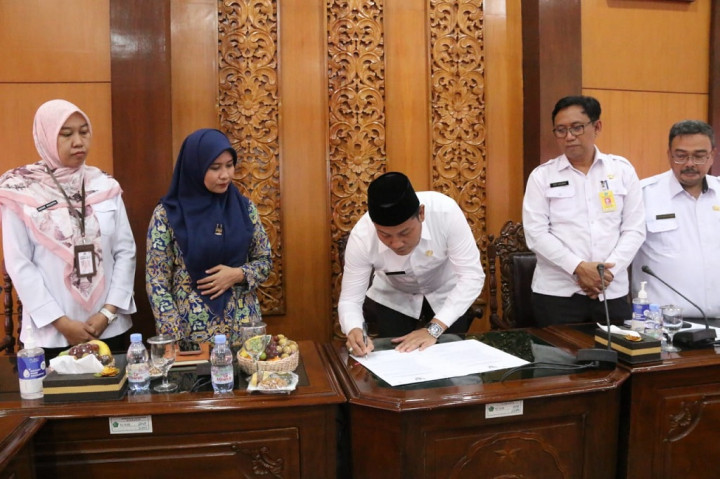 Sidoarjo terpilih sebagai role model implemantasi Strategi Sanitasi Kabupaten/Kota (SSK) Permukiman. 