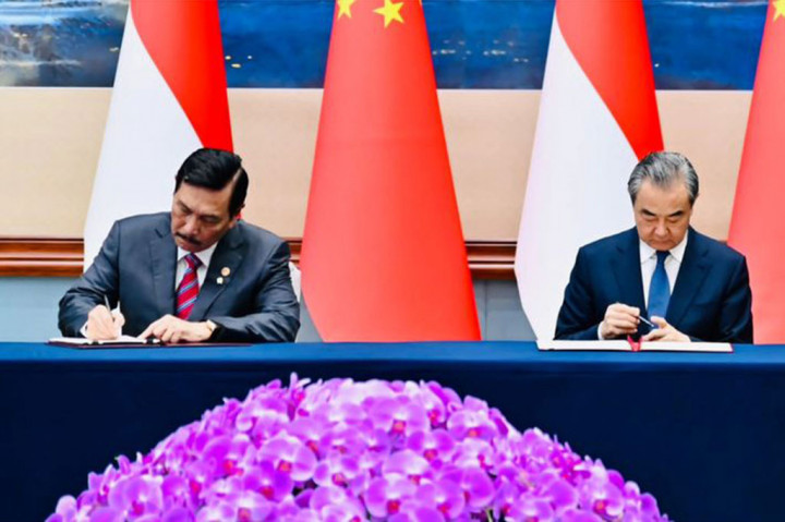 Kemudian kesepakatan kelima, yakni RI dan Tiongkok menyepakati kerja sama transfer pengetahuan dan pengalaman untuk pembangunan Ibu Kota Nusantara (IKN), dan kesepakatan keenam, kedua negara menyepakati Nota Kesepahaman tentang peningkatan kerja sama Indonesia-Tiongkok Two Countries, Twin Parks.