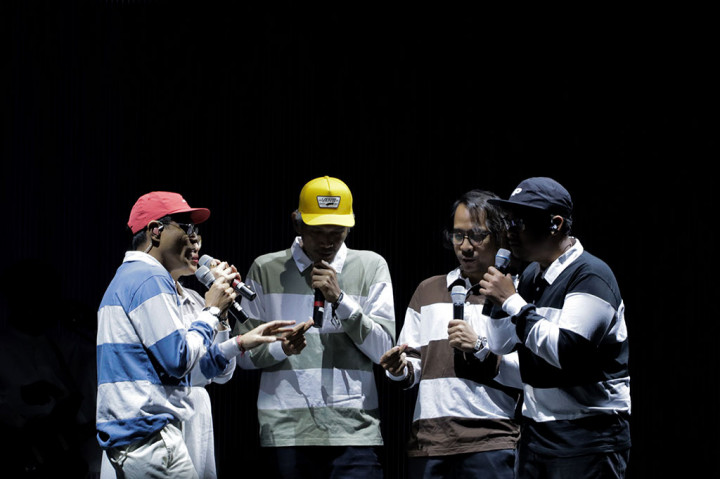 Sementara itu, The Adams tampil menjelang akhir konser. Penampilan The Adams secara akapela dalam konser Rimpang sangat menarik, membuat lagu Cinta Melulu terdengar berbeda. Para penonton pun turut menyemarakkan aksi akapela itu dengan paduan suara massal dengan suara yang sangat kencang. 