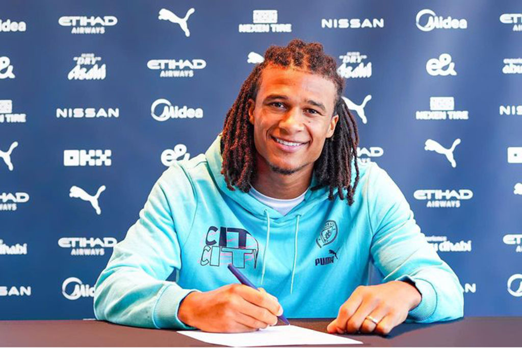 Klub Inggris Manchester City pada Sabtu, 29 Juli 2023, resmi memperpanjang kontrak Nathan Ake dengan durasi empat tahun sampai 2027. 