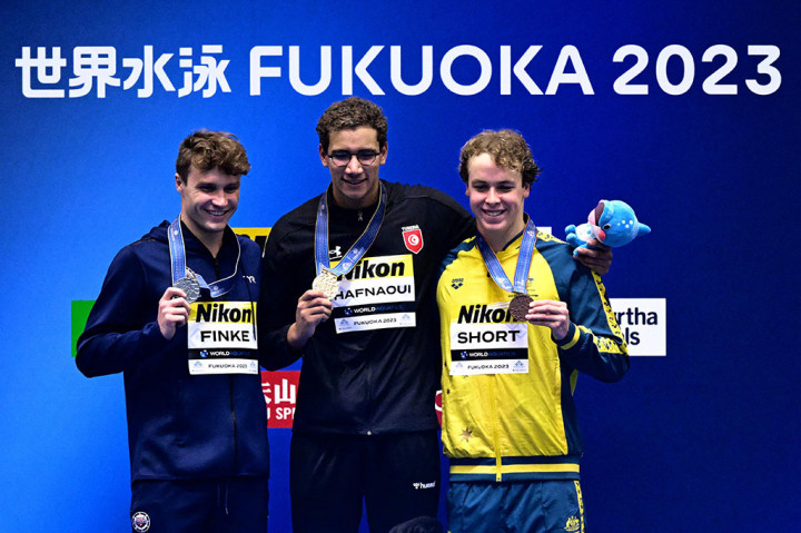 Pendek memimpin untuk sebagian besar balapan tetapi memudar menjelang akhir untuk meninggalkan Hafnaoui dan Finke saling berhadapan.