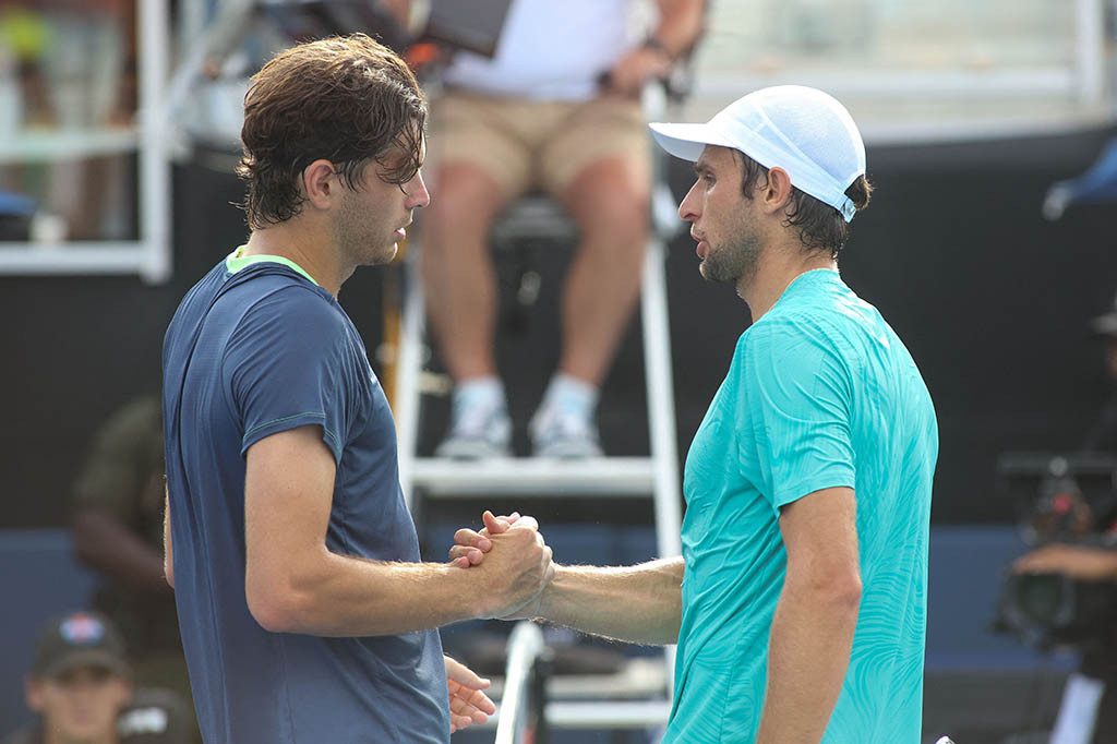 Fritz menuju kemenangan straight set setelah mengambil dua match point pada servis Vukic sekaligus memimpin 6-5 pada set kedua.