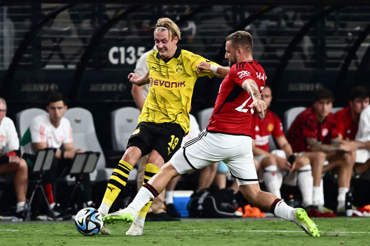 Namun starting XI sementara United lebih dari satu pertandingan untuk Dortmund di babak pertama, mendominasi untuk waktu yang lama sebelum Diogo Dalot memberi Setan Merah keunggulan pada menit ke-24 dengan tendangan jarak jauh.