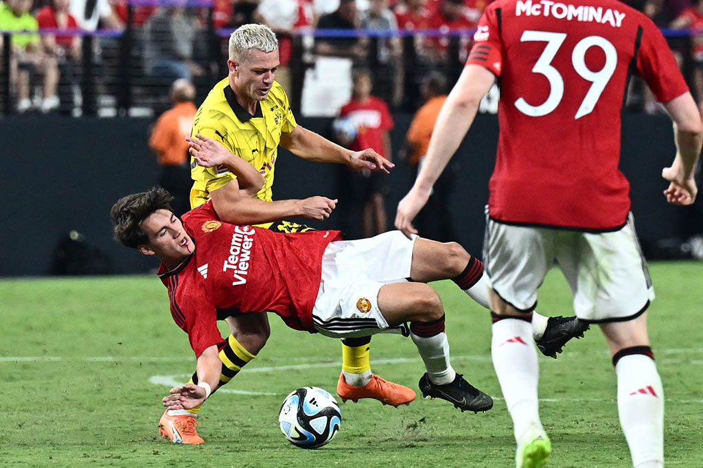 Manajer United Erik ten Hag menunjuk tim cadangan virtual untuk memulai, meninggalkan pemain seperti Marcus Rashford, Bruno Fernandes dan pemain baru Mason Mount di bangku cadangan.