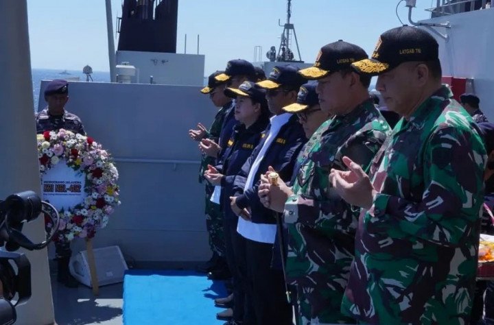 Flash back dua tahun yang lampau, tepatnya pada 21 April 2021 Bangsa Indonesia khususnya Tentara Nasional Indonesia (TNI) mengalami tragedi nasional. TNI kehilangan 53 putera terbaiknya dalam musibah tenggelamnya Kapal Selam Nanggala-402 (KRI NGL-402) di perairan Bali.