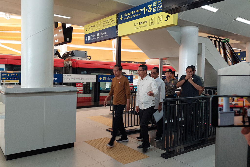 Kendati demikian, Presiden mengaku merasa nyaman setelah menjajal LRT Jabodebek sebanyak tiga kali.