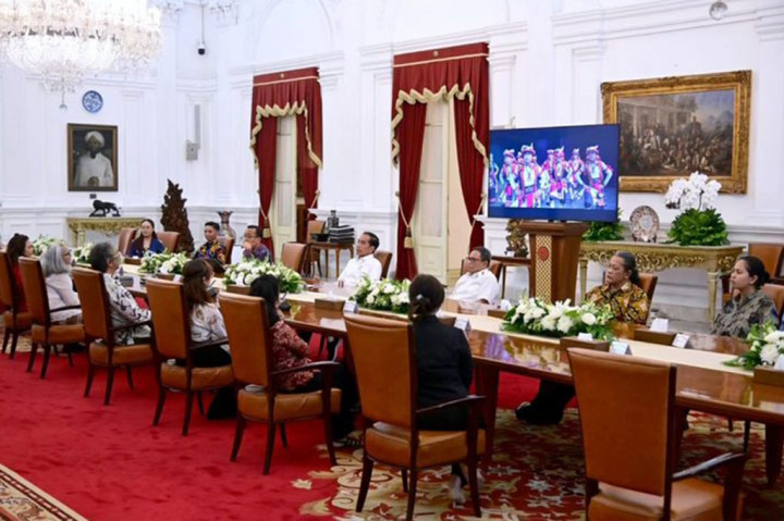 Selain itu, Butet menyebut bahwa tarian yang berdurasi selama enam menit tersebut mendapatkan respons yang baik dari Presiden Jokowi dan direncanakan akan ditampilkan kepada masyarakat. 