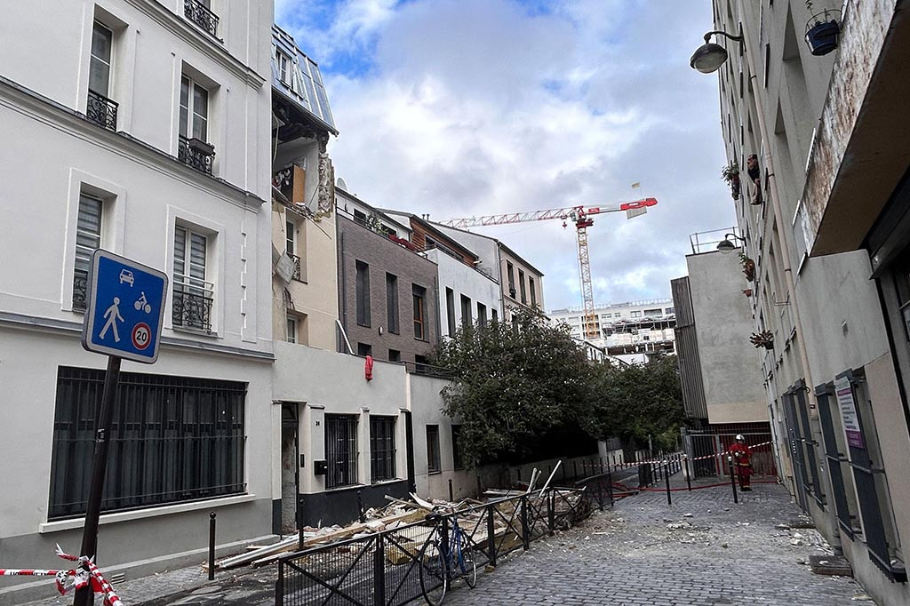 Jaksa mengatakan mereka telah membuka penyelidikan atas sumber ledakan, yang dianggap sebagai kecelakaan.