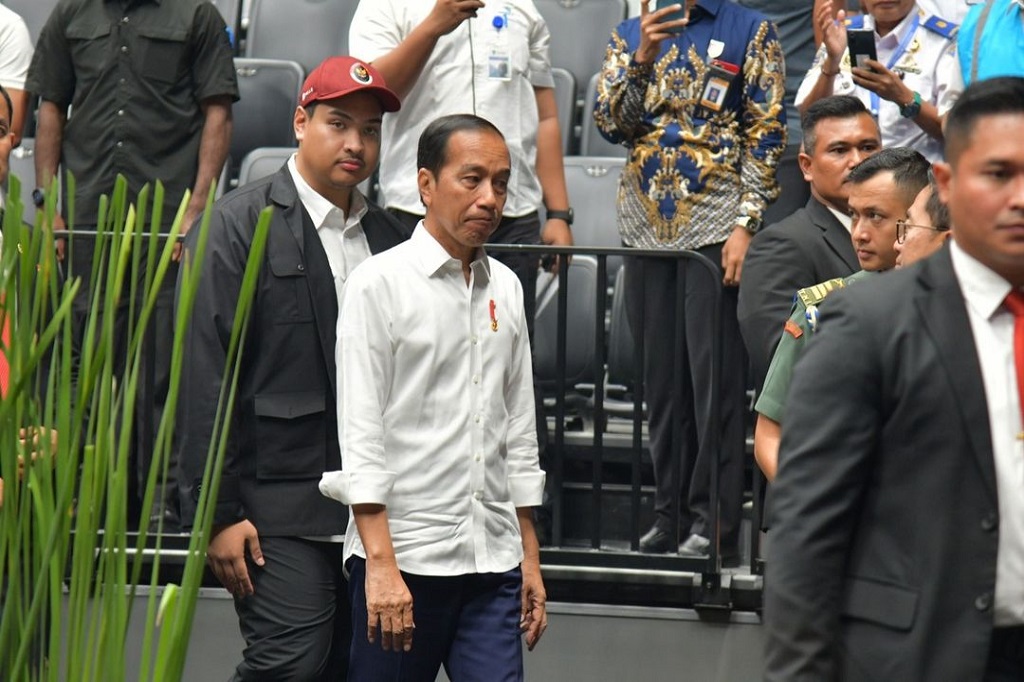 Presiden Joko Widodo meresmikan Indonesia Arena yang berlokasi di Kawasan Gelora Bung Karno, Jakarta, pada Senin, 7 Agustus 2023. Presiden berharap dengan adanya arena tersebut dapat menambah kuantitas acara olahraga dan konser nasional maupun internasional di Indonesia.
