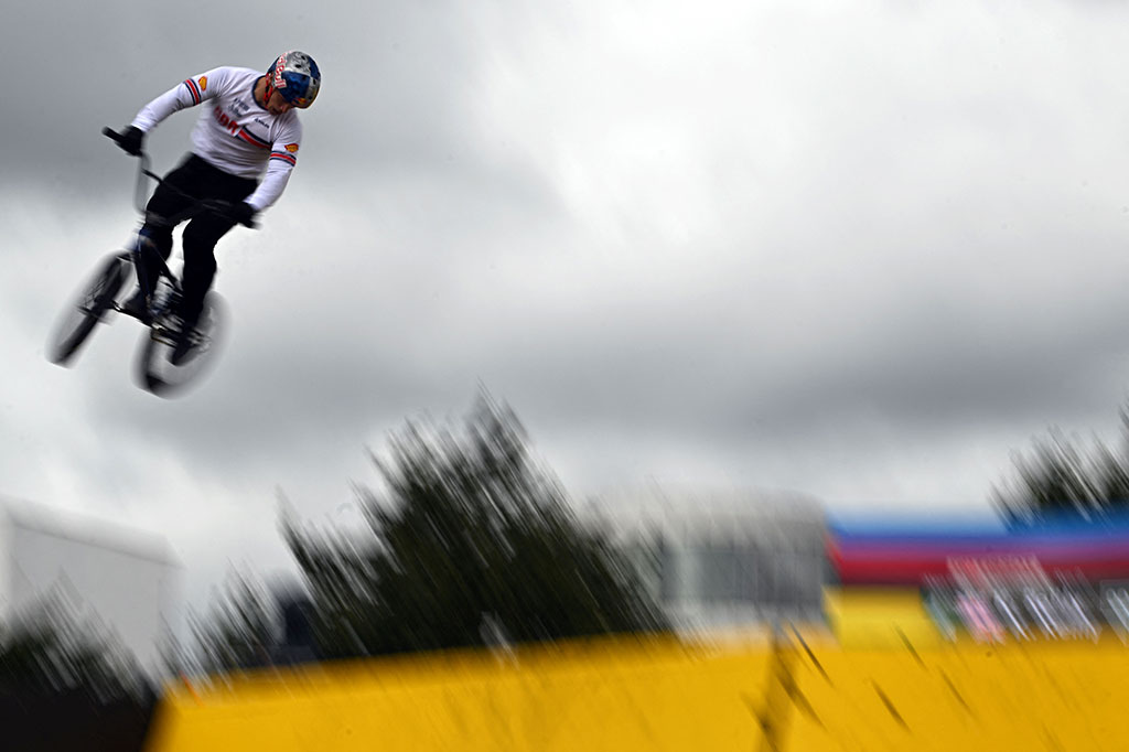 Ia mengatakan dirinya berusaha untuk mengambil risiko lebih besar demi meraih gelar juara. 