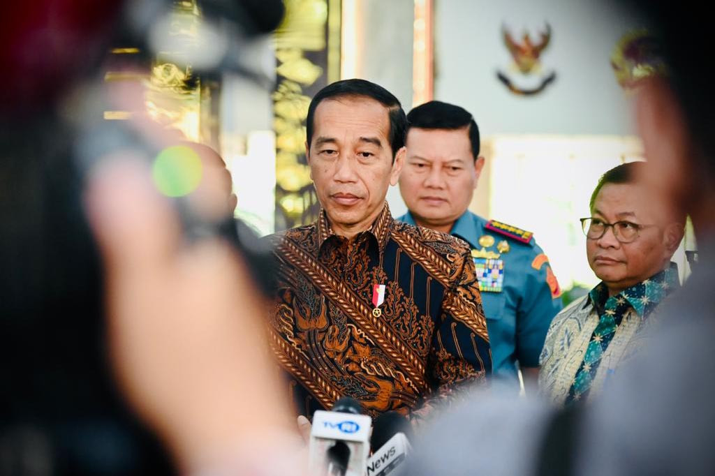 Indonesia terus mematangkan persiapan menjelang penyelenggaraan Konferensi Tingkat Tinggi (KTT) ke-43 ASEAN yang akan digelar pada bulan September 2023 mendatang. Presiden Joko Widodo berharap semua hal terkait KTT tersebut akan siap pada waktu penyelenggaraan.
