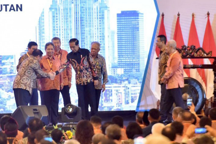 Jokowi juga menyampaikan bahwa berdasarkan data Badan Pusat Statistik (BPS), pertumbuhan ekonomi Indonesia sebesar 5,17 persen (year on year/yoy) pada kuartal II 2023. Hal itu menandakan, Indonesia terus mempertahankan pertumbuhan ekonomi di atas 5 persen selama tujuh kuartal berturut-turut.