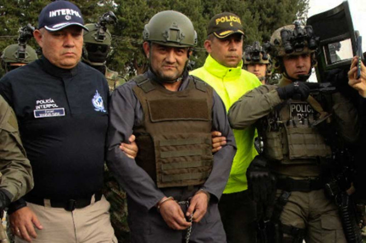 Usuga mengaku bersalah pada Januari karena menjalankan usaha kriminal dan penyelundupan narkotika dan setuju untuk membayar USD216 juta sebagai penyitaan. Dia menghadapi hukuman minimal 20 tahun penjara.