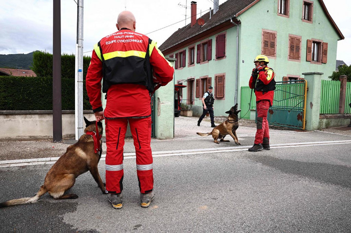 Sebelas orang hilang Rabu, 9 Agustus 2023 setelah kebakaran di sebuah pusat di Prancis timur di mana sekelompok orang dewasa dengan ketidakmampuan belajar sedang berlibur, kata pihak berwenang.