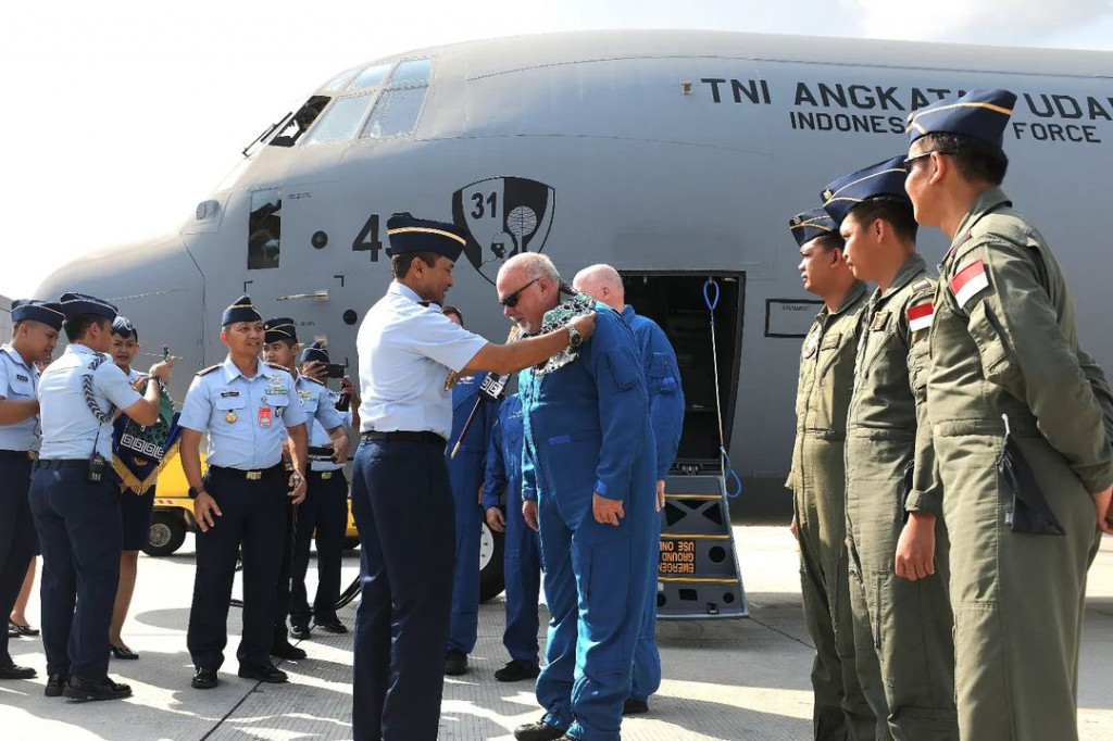 Pesawat pertama dan kedua Super Hercules C-130J produksi Lockheedmartin, Amerika Serikat, telah diresmikan Presiden Joko Widodo dan Menteri Pertahanan Prabowo Subianto beberapa waktu lalu, dan diserahkan kepada Kasau Marsekal TNI Fadjar Prasetyo.