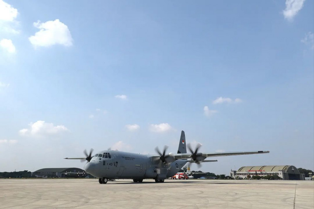 Momen kedatangan pesawat Super Hercules C-130J.
