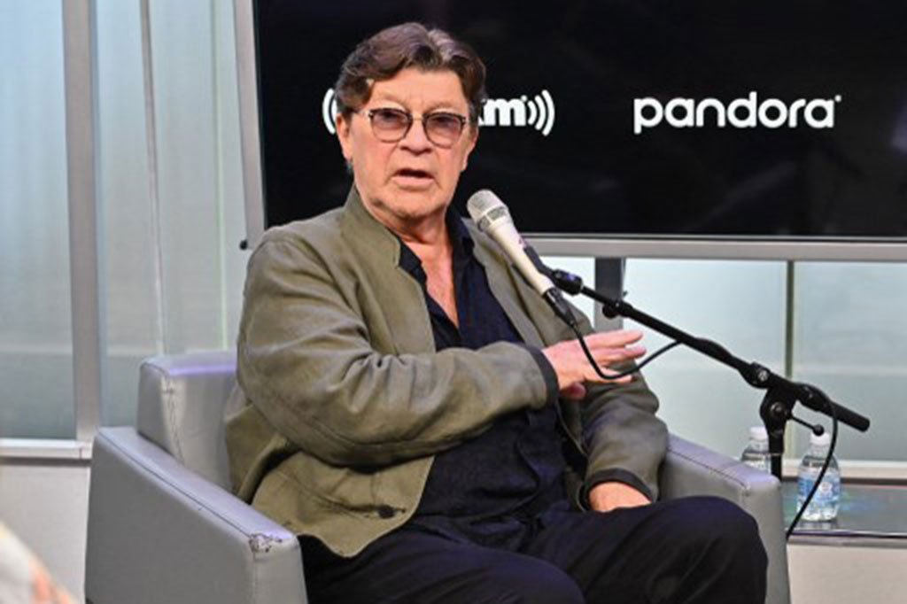 Robbie Robertson, gitaris dan penulis lagu utama dari grup rock The Band, meninggal dunia, Rabu, 9 Agustus 2023 waktu setempat. Robertson meninggal di usia 80 tahun.