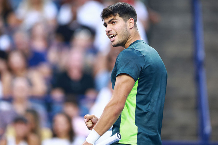 Pemenang pertarungan babak kedua dari dua petenis berusia 20 tahun itu jatuh ke tangan petenis Spanyol yang mengincar kesuksesan Kanada setelah memenangi trofi berturut-turut di Queen's Club dan Wimbledon.