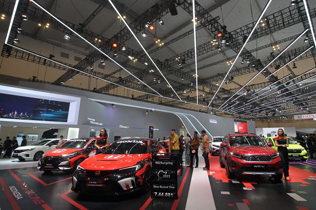 Mengutip data Gaikindo, Indonesia pada 2022 memproduksi 1.470.146 unit kendaraan bermotor. Nangoi juga melaporkan catatan positif pada ekspor kendaraan bermotor, di mana terjadi kenaikan ekspor hingga 60 persen pada tahun lalu, yakni mencapai lebih dari 470.000 unit dan meliputi 93 negara tujuan.