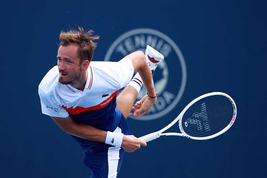  Hasil ini menambah catatan jumlah kemenangan Medvedev di pertandingan lapangan keras menjadi 31 dengan hanya tiga kekalahan.