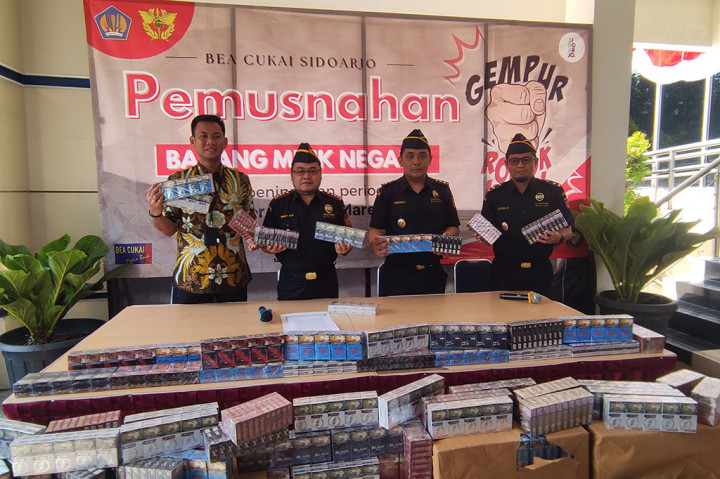 Kepala Kantor Bea Cukai Sidoarjo Rudy Hery Kurniawan mengatakan, pengenaan cukai rokok tidak semata-mata untuk pendapatan negara, melainkan juga sebagai alat kontrol peredaran rokok atau yang dikonsumsi masyarakat Indonesia. 