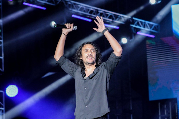 Konser Dewa 19 All Star kali ini digelar bersama dengan sejumlah musisi, baik dunia maupun Indonesia, diantaranya yakni Derek Sherinian, Richie Kotzen, Phil X, Dino Jelusick, Ari Lasso, Virzha, Ello, Tyo Nugros, Sandhy Sandoro, dan Lyodra.