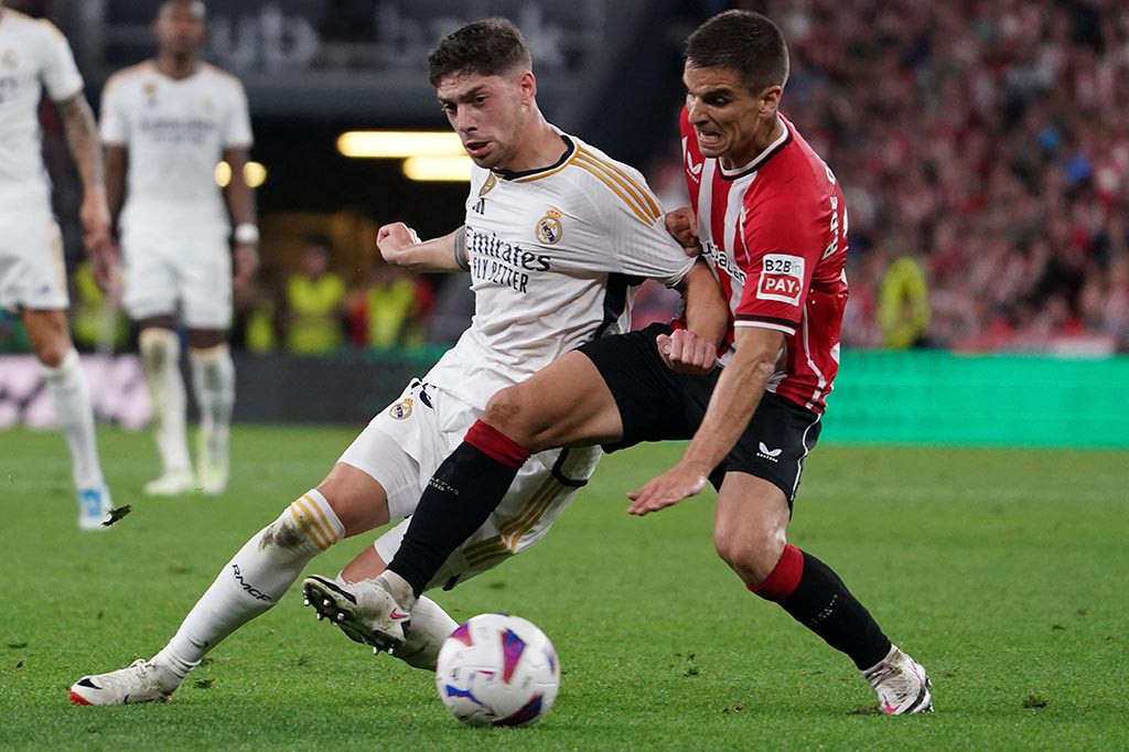 Dia kembali menerima bola dari Carvajal sebelum melepaskan tembakan kaki kanan keras mendatar yang menjebol gawang kiper Unai Simon. Skor menjadi 1-0.