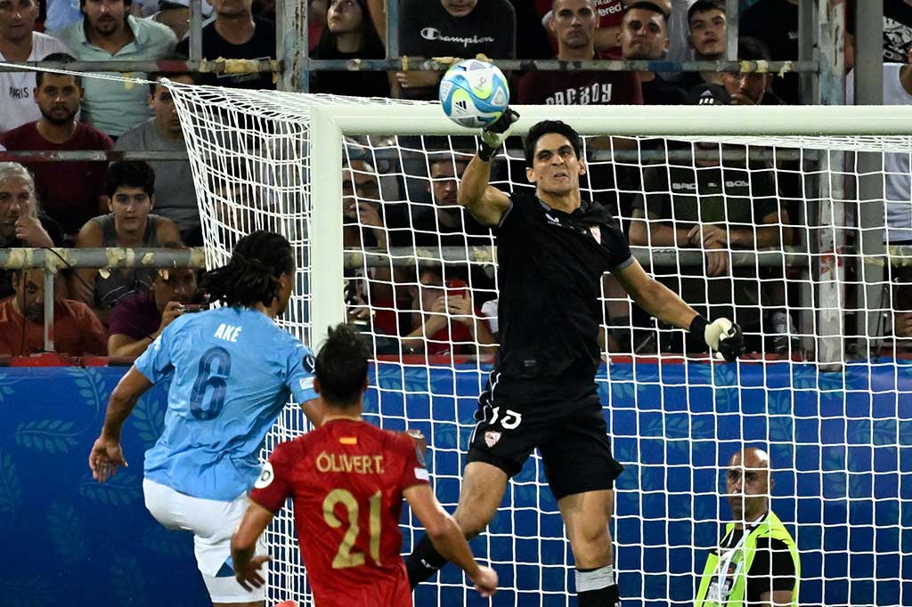 Pesepak bola 32 tahun itu akan mengenakan nomor punggung 37 di tim yang bermarkas di King Fahd International Stadium tersebut.