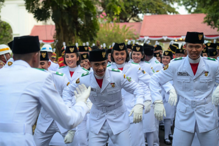 Upacara pengibaran dan penurunan bendera Merah Putih dalam rangka Hari Ulang Tahun (HUT) Kemerdekaan RI yang digelar di Halaman Istana Merdeka pada Kamis, 17 Agustus 2023 berlangsung dengan lancar. Sejumlah Pasukan Pengibar Bendera Pusaka (Paskibraka) menyampaikan kesannya setelah bertugas pada upacara hari ini.