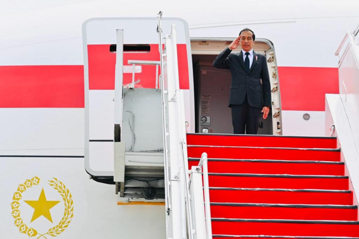 Adapun negara pertama yang akan dikunjungi oleh Presiden dalam kunjungannya yakni Republik Kenya. Di sana, Presiden Jokowi diagendakan untuk bertemu dengan Presiden Republik Kenya William Ruto untuk memperkuat hubungan bilateral antar kedua negara.