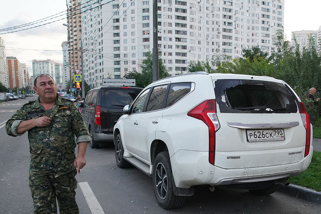 Kementerian pertahanan Rusia melaporkan dua drone Ukraina telah ditembak jatuh di wilayah Moskow, sembari menambahkan tidak ada korban jiwa.