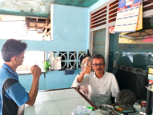 Herizal atau Uda Eri sang pemilik rumah makan Uda Eri.(Foto: Dok. Medcom.id/Yatin Suleha)