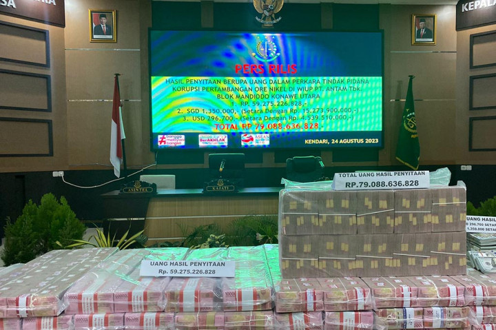 Kejaksaan Tinggi (Kejati) Sulawesi Tenggara (Sultra) kembali melakukan penyitaan uang miliaran rupiah lebih pada Kamis, 24 Agustus 2023