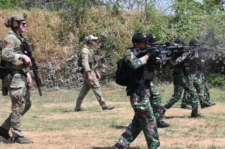 Dalam latihan ini juga  untuk mengasah kemampuan perorangan dalam pergerakan tim, serta mempertajam dan meningkatkan kemampuan menembak.