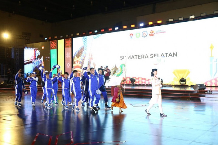 Dito juga mengapresiasi tiga provinsi yang mengirim atlet terbanyak pada ajang POPNAS kali ini, yaitu Sumsel 371 atlet, Jabar 368 atlet dan DKI Jakarta 349 atlet.