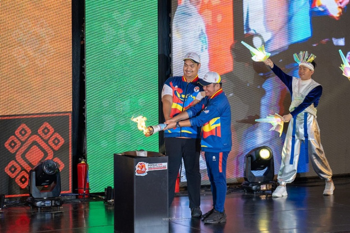 Gelaran Pekan Olahraga Pelajar Nasional (POPNAS XVI) 2023 kembali digelar. Kali ini, Sumatra Selatan menjadi tuan rumah even olahraga yang berlangsung 27 Agustus hingga 3 September mendatang.