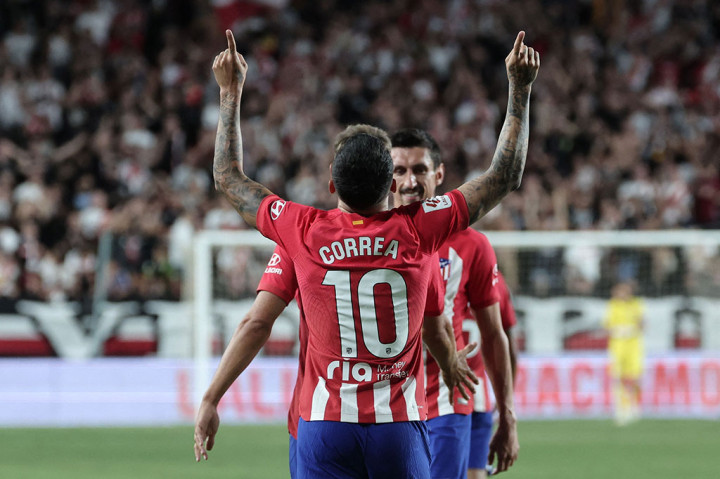 Penyerang Argentina Angel Correa turut mencatatkan namanya di papan skor pada menit ke-79, sebelum Morata melengkapi dwigolnya pada menit ke-84.