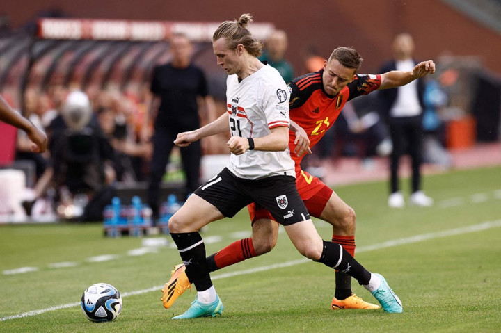 Fulham mengumumkan penandatanganan bek Belgia Timothy Castagne dari Leicester pada hari Selasa, 29 Agustus 2023 dengan biaya yang dilaporkan sekitar USD19 juta.