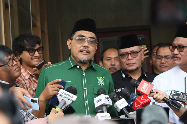 Dia menjelaskan dalam rapat pleno tersebut, PKB menyambut baik tawaran Partai NasDem dalam hal kerja sama politik untuk pemilihan presiden 2024. Terkait rapat gabungan di Surabaya, Gus Jazil menyatakan agenda itu turut mendengarkan arahan dan masukan dari para kiai.