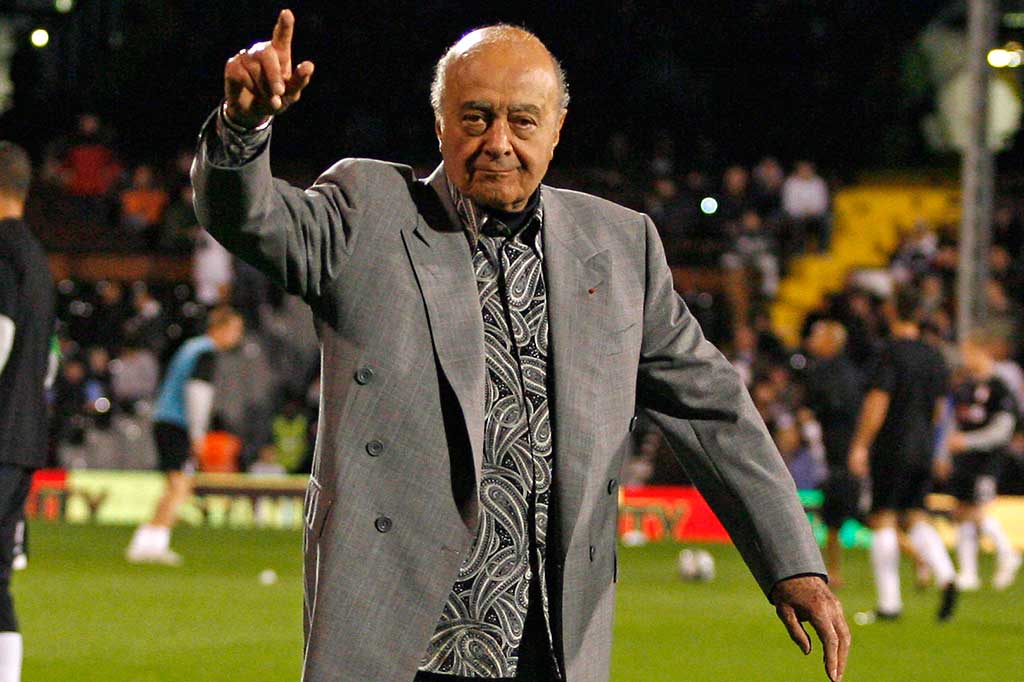 Fayed membeli Ritz pada tahun 1979 bersama saudaranya dan pasangan tersebut membeli Harrods enam tahun kemudian setelah pertarungan pengambilalihan yang panjang dan pahit. 